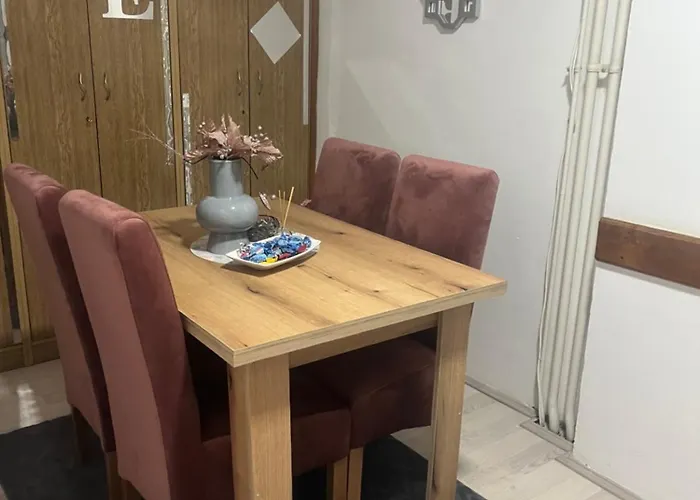 Zeravica アパート